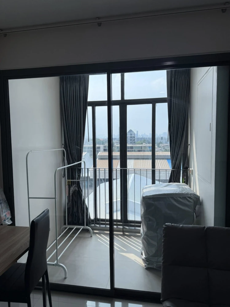 ให้เช่า Ideo Blucove Sukhumvit 1 ห้องนอน 1 ห้องน้ำ เฟอร์นิเจอร์และเครื่องใช้ไฟฟ้าครบครัน หิ้วกระเป๋าเข้าอยู่ได้เลยจ้า