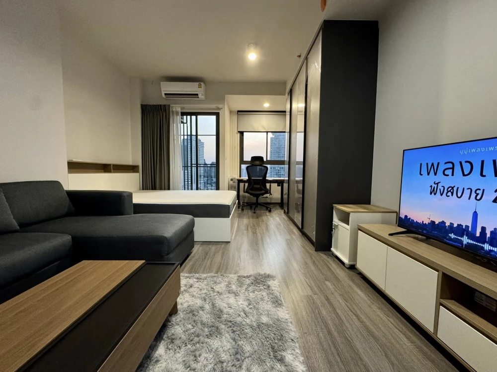 ให้เช่า Ideo Chula Samyan ห้อง studio type เฟอร์นิเจอร์เครื่องใช้ไฟฟ้าครบ มาแต่ตัวเข้าอยู่ได้เลย