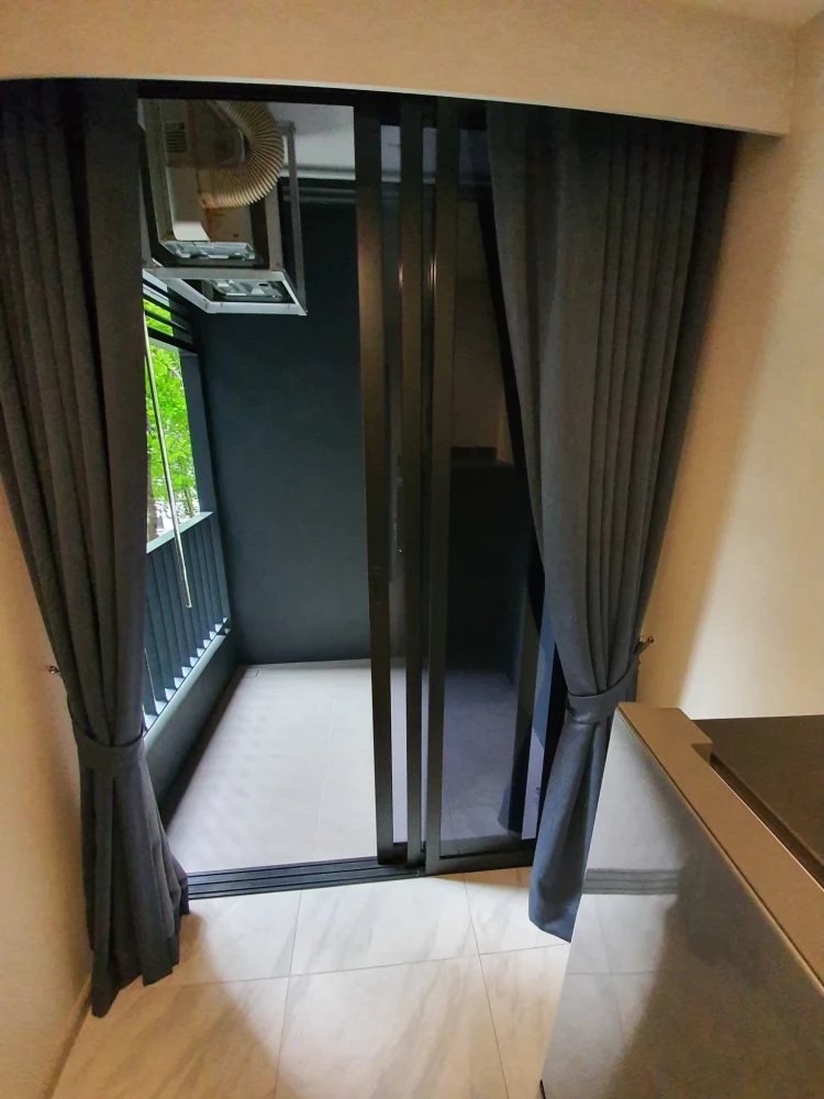 ให้เช่า Ideo Mobi Asoke ห้องสตูดิโอ มาพร้อมเฟอร์ครบครัน ทำเลดี รีบจองเลยตอนนี้
