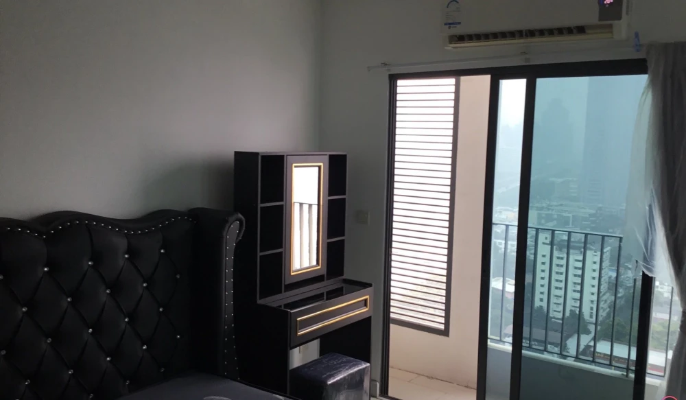 ให้เช่า Ideo Mobi Sathorn ห้องพร้อมอยู่ เฟอร์พร้อม กว้างขวางจองเลยก่อนพลาด++