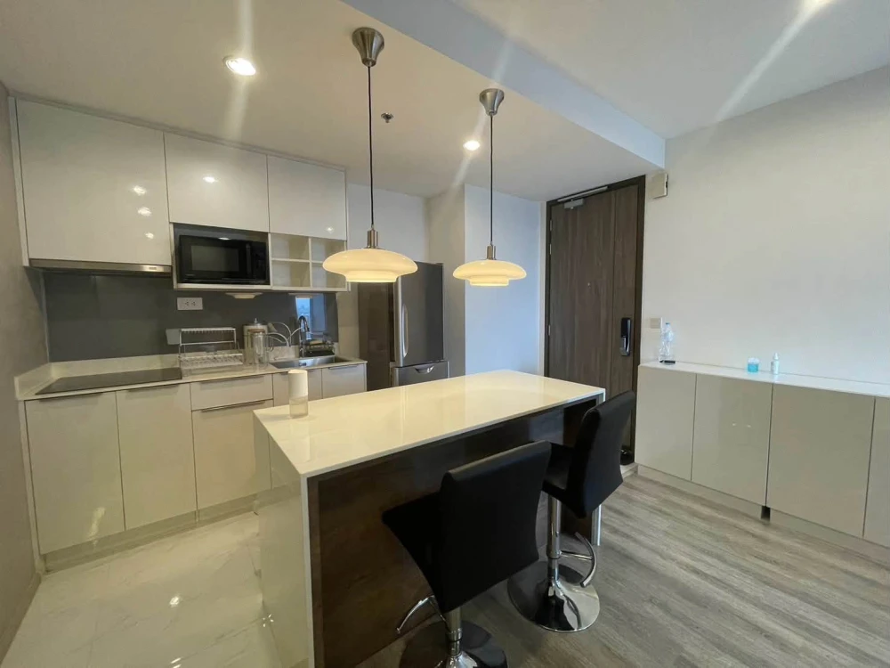 ให้เช่า IDEO MOBI SUKHUMVIT 66 ชั้น 15 city view ตกแต่งบิวท์อินเริ่ดๆ พร้อมย้ายเข้าอยู่ได้เลย