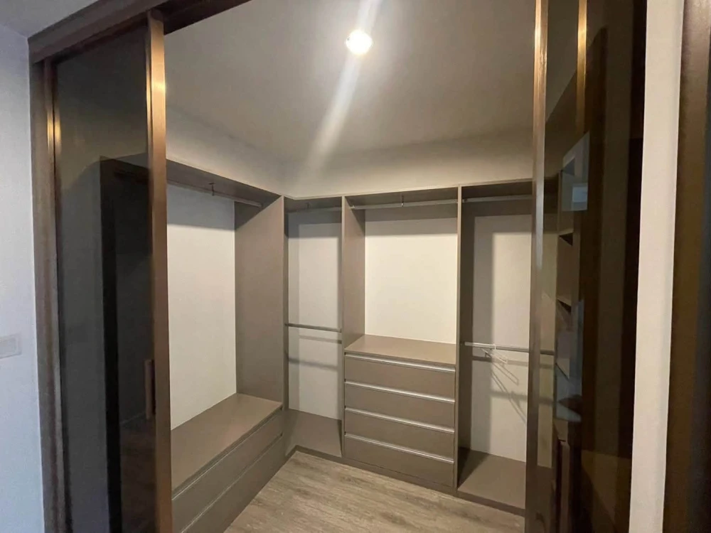 ให้เช่า IDEO MOBI SUKHUMVIT 66 ชั้น 15 city view ตกแต่งบิวท์อินเริ่ดๆ พร้อมย้ายเข้าอยู่ได้เลย