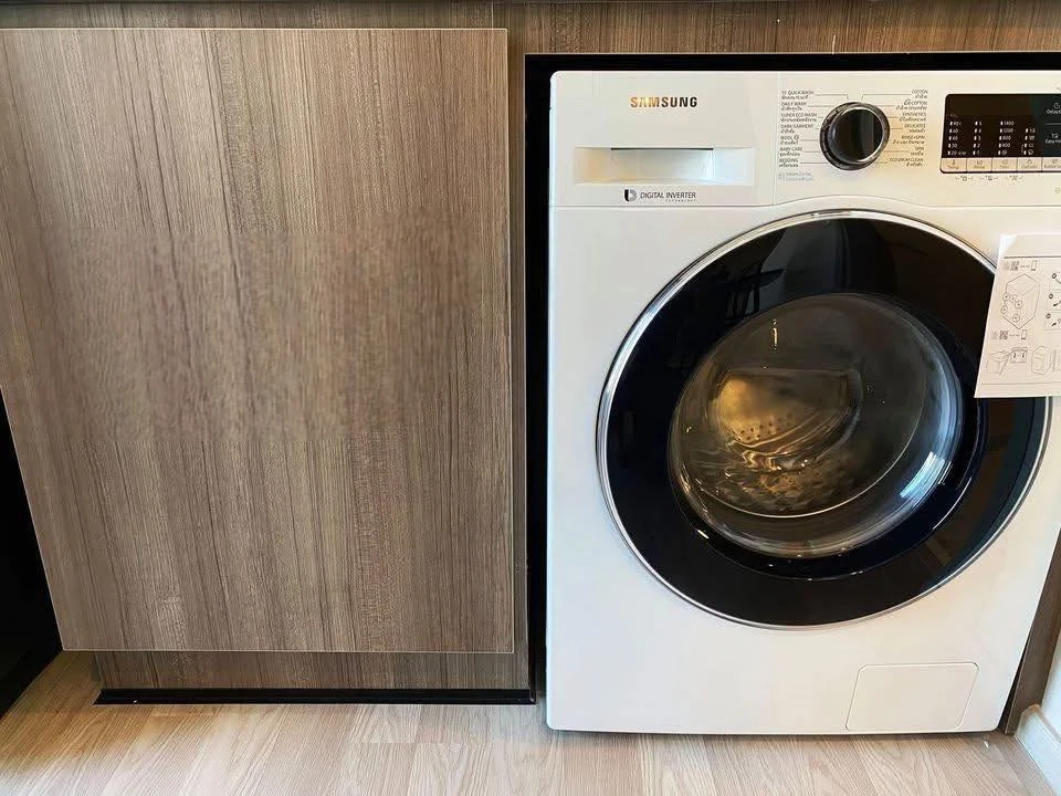 ให้เช่า Ideo Mobi Sukhumvit East Point 1 ห้องนอน 1 ห้องน้ำ เห็นวิวเมืองสวย เฟอร์นิเจอร์ครบครัน พลาดแล้วจะเสียใจ