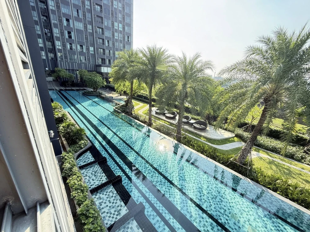 ให้เช่า IDEO Mobi Sukhumvit Eastgate ชั้น 6 ห้องมุม วิวสระและต้นไม้สีเขียว  เฟอร์นิเจอร์และเครื่องใช้ไฟฟ้าครบ จองเลย