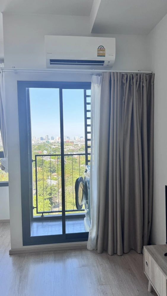 ให้เช่า Ideo New Rama 9 ชั้น 15 วิวโล่ง มีระเบียง รับแสงดี ขนาดพอดี อยู่สบาย เดินทางสะดวก จองเลย