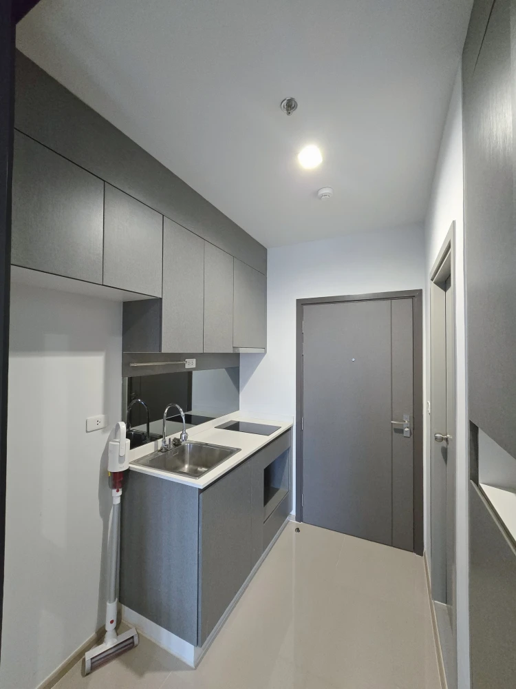 ให้เช่า IDEO new Rama 9 ห้องมุม เงียบสงบ เป็นส่วนตัว วิวเมือง สวย รับลมดีมาก ต้องจัดแล้ว