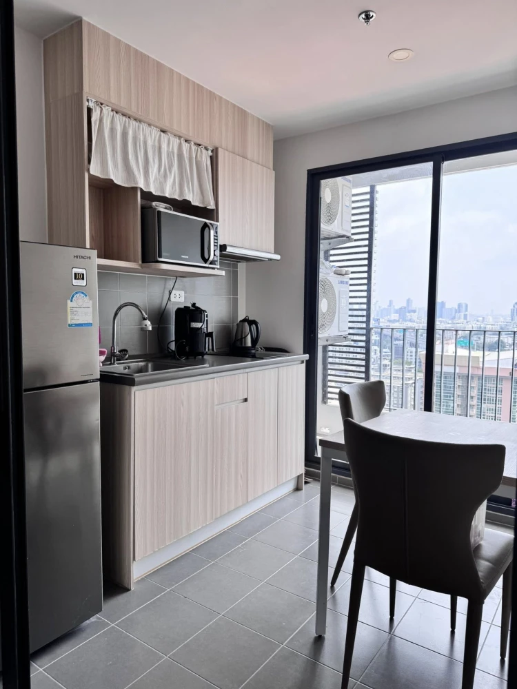 ให้เช่า Ideo O2 ชั้น 18 ห้องกว้าง อยู่สบาย แต่งครบ สนใจจองเลย อย่ารอช้า