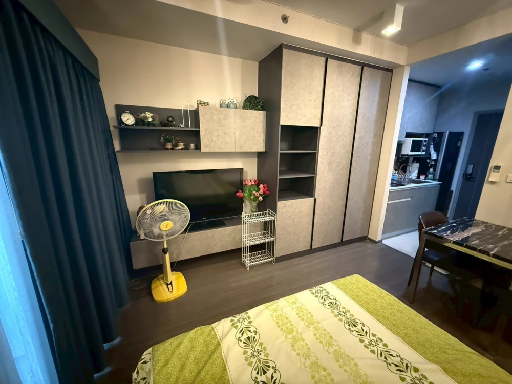 ให้เช่า IDEO Phahol-Jatujak ห้องพร้อมอยู่ เฟอร์พร้อม ชั้นสูง จองเลย