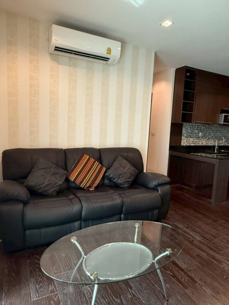 ให้เช่า Ideo Q พญาไท ห้องกว้าง มี 2 ห้องนอน เฟอร์นิเจอร์ Built-in และ ลอยตัว ครบ พร้อมอยู่