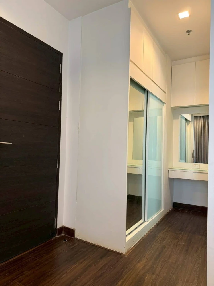 ให้เช่า Ideo Q พญาไท ห้องกว้าง มี 2 ห้องนอน เฟอร์นิเจอร์ Built-in และ ลอยตัว ครบ พร้อมอยู่