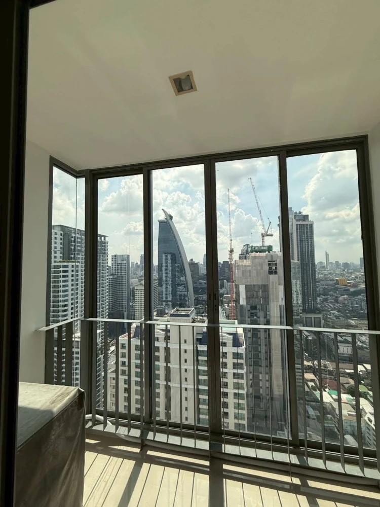 ให้เช่า Ideo Q พญาไท ห้องกว้าง มี 2 ห้องนอน เฟอร์นิเจอร์ Built-in และ ลอยตัว ครบ พร้อมอยู่