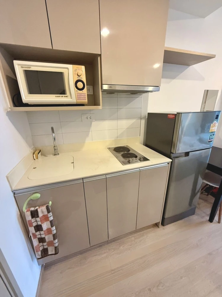 ให้เช่า Ideo Q Chula–Samyan ห้อองสตูดิโอ ชั้น 16 มาพร้อมเฟอร์นิเจอร์ครบครัน หิ้วกระเป๋าเข้าอยู่ได้เลยจ้า