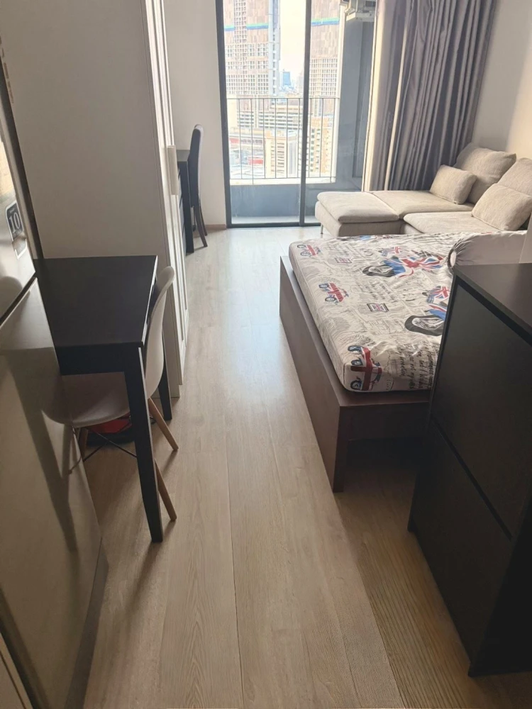 ให้เช่า Ideo Q Chula–Samyan ห้อองสตูดิโอ ชั้น 16 มาพร้อมเฟอร์นิเจอร์ครบครัน หิ้วกระเป๋าเข้าอยู่ได้เลยจ้า