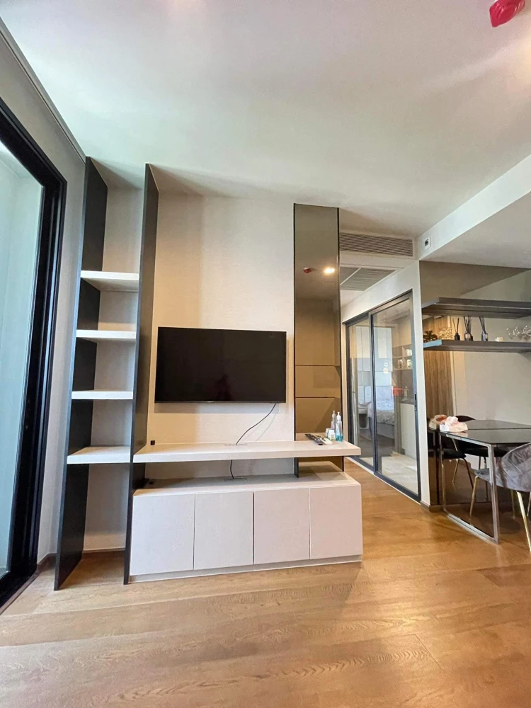ให้เช่า Ideo Q Sukhumvit 36 ห้องกว้างพื้นที่ใช้สอยเยอะ บิ้วอินหัวเตียงอย่างดี เดินทางสะดวก รีบจองเลยตอนนี้จ้า