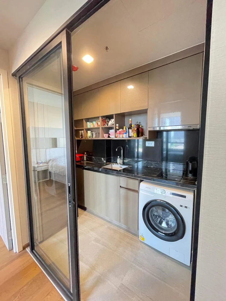 ให้เช่า Ideo Q Sukhumvit 36 ห้องกว้างพื้นที่ใช้สอยเยอะ บิ้วอินหัวเตียงอย่างดี เดินทางสะดวก รีบจองเลยตอนนี้จ้า