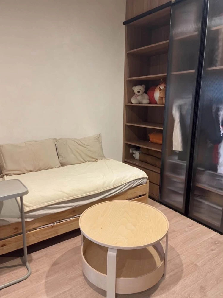 ให้เช่า IDEO RAMA 9–ASOKE 1 ห้องนอน มาพร้อมส่วนกลางและเฟอร์นิเจอร์ครบครัน พลาดแล้วจะเสียใจ