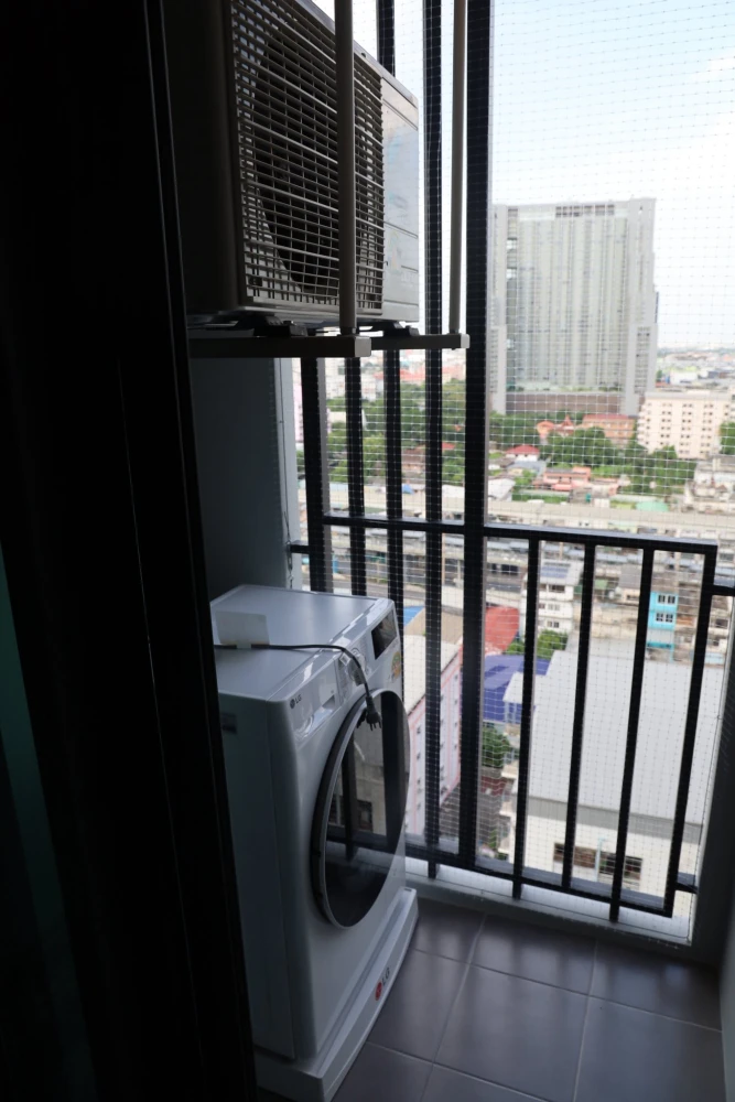 ให้เช่า Ideo Ramkhamhaeng - Lam Sali Station 1 ห้องนอน 1 ห้องน้ำ บิ้วอินเฟอร์นิเจอร์สุดปัง เห็นวิวเมืองสวย ห้ามพลาด