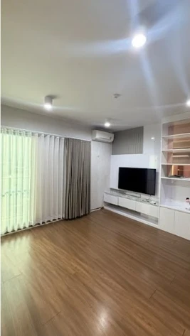 ให้เช่า Ideo Ratchada-Sutthisan 2 ห้องนอน 2 ห้องน้ำ ขนาด 58 ตรม. ชั้น 12 ห้องใหญ่ แต่งสวย Built-in ครบ ย้ายด่วน