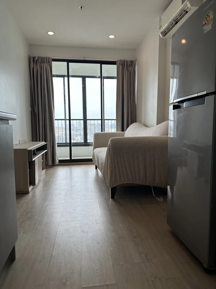 ให้เช่า Ideo Sathorn-Tha Phra ห้องน่าอยู่ ชั้น 15 เฟอร์ครบครัน หิ้วกระเป๋าเข้าอยู่ได้เลยจ้า
