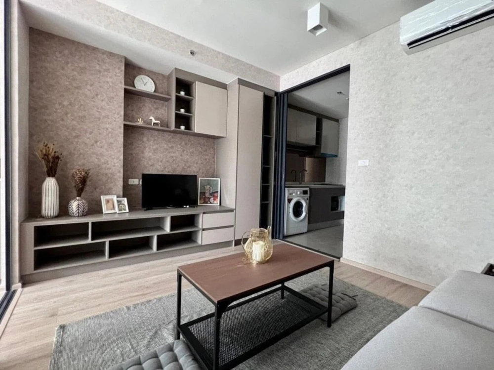 ให้เช่า Ideo Sathorn-Wongwian Yai ชั้น 19 ห้องแต่งครบ พร้อมอยู่ สนใจรีบจองเลย