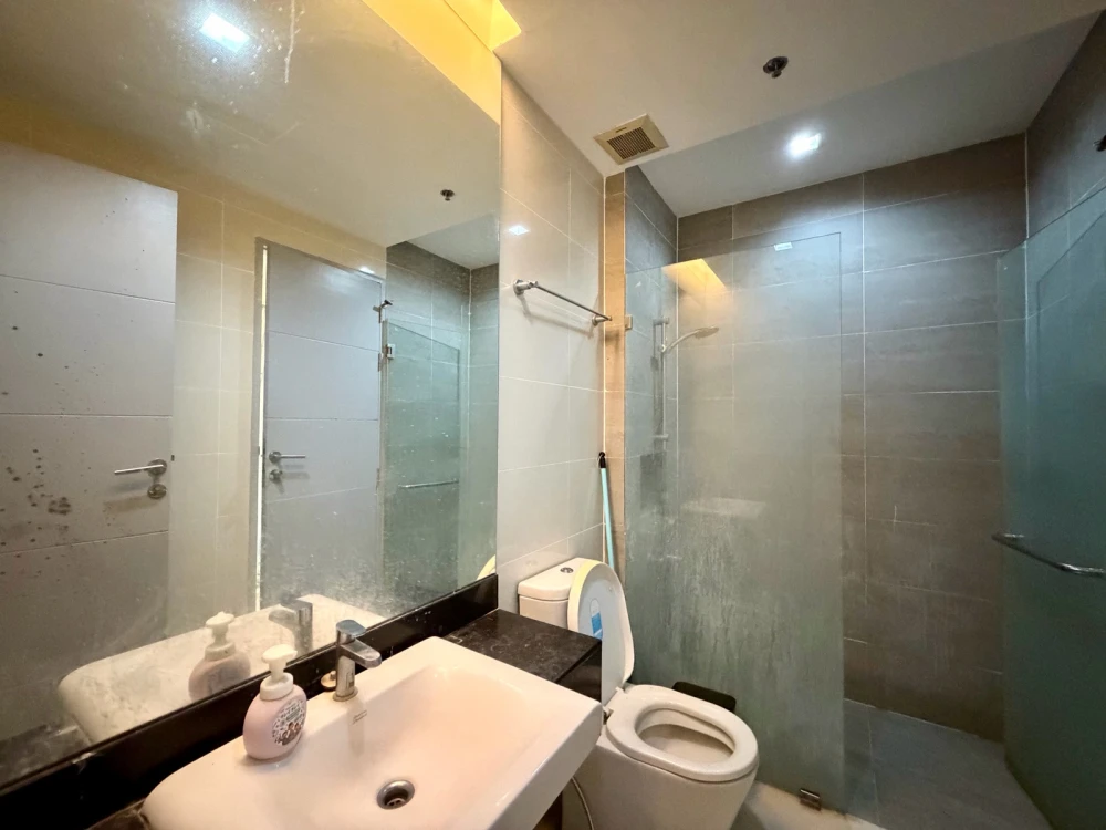 ให้เช่า Ideo Verve Ratchaprarop 2 ห้องนอน แต่งครบ สนใจจองเลย ห้ามพลาด