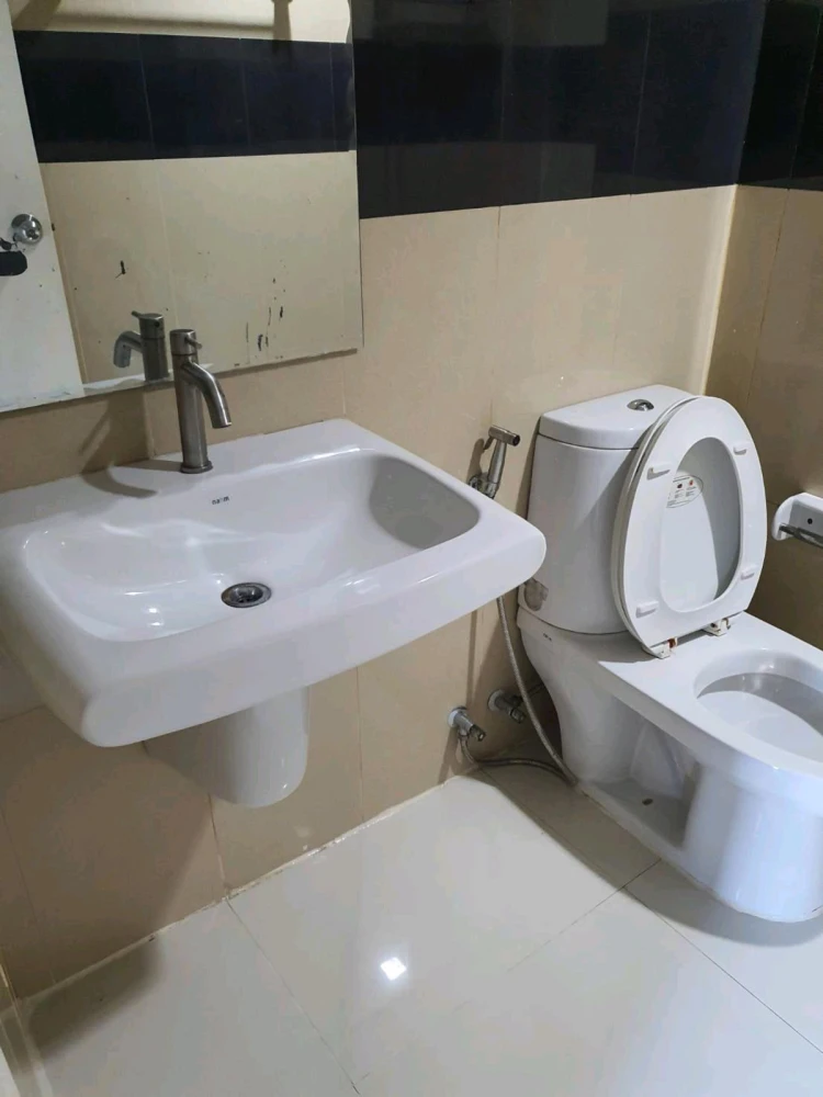 ให้เช่า Iris Avenue Onnuch – Wongwan ชั้น 6 ห้องน่าอยู่ แต่งครบ จองเลย ด่วนๆ