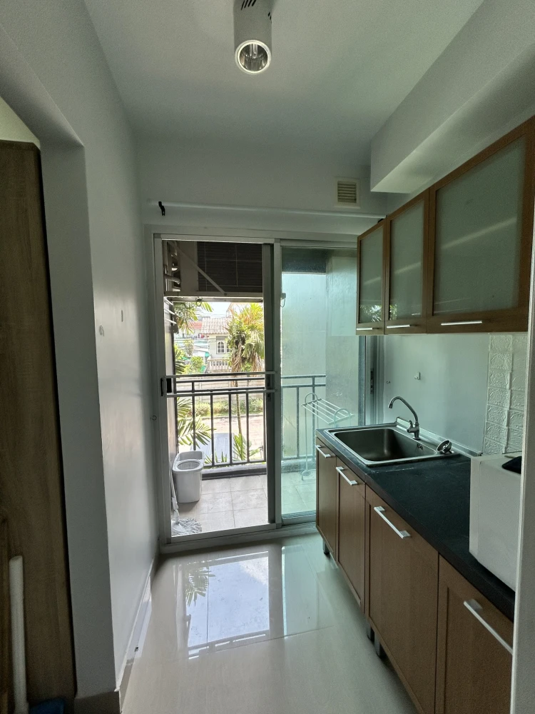 ให้เช่า Iris Avenue Onnuch – Wongwan ห้องพร้อมอยู่ เฟอร์ เครื่องใช้ไฟฟ้าครบ รีบมาจองก่อนพลาดโอกาส