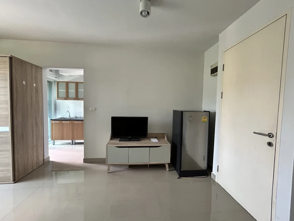 ให้เช่า Iris Avenue Onnuch – Wongwan ห้องพร้อมอยู่ เฟอร์ เครื่องใช้ไฟฟ้าครบ รีบมาจองก่อนพลาดโอกาส