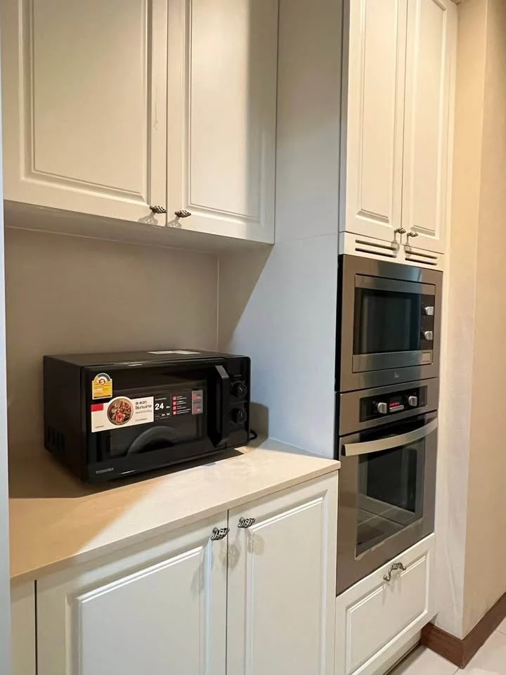 ให้เช่า IVY THONGLOR 2 ห้องนอน พื้นที่ใช้สอยเยอะ ตกแต่งพร้อมอยู่ สิ่งอำนวยความสะดวกครบครัน จองเลยจ้า