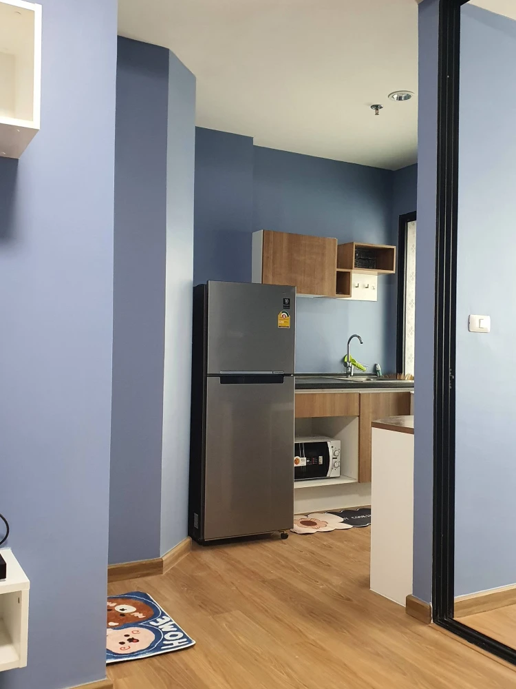 ให้เช่า J condo สาทร-กัลปพฤกษ์ ห้องสีฟ้า ชวนผ่อยคลาย วิวสระว่ายน้ำ เฟอร์นิเจอร์เซต พร้อมเข้าอยู่