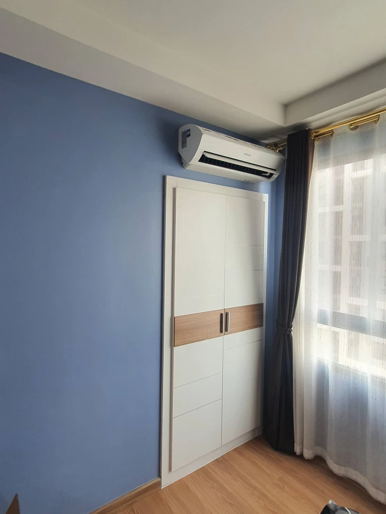 ให้เช่า J condo สาทร-กัลปพฤกษ์ ห้องสีฟ้า ชวนผ่อยคลาย วิวสระว่ายน้ำ เฟอร์นิเจอร์เซต พร้อมเข้าอยู่