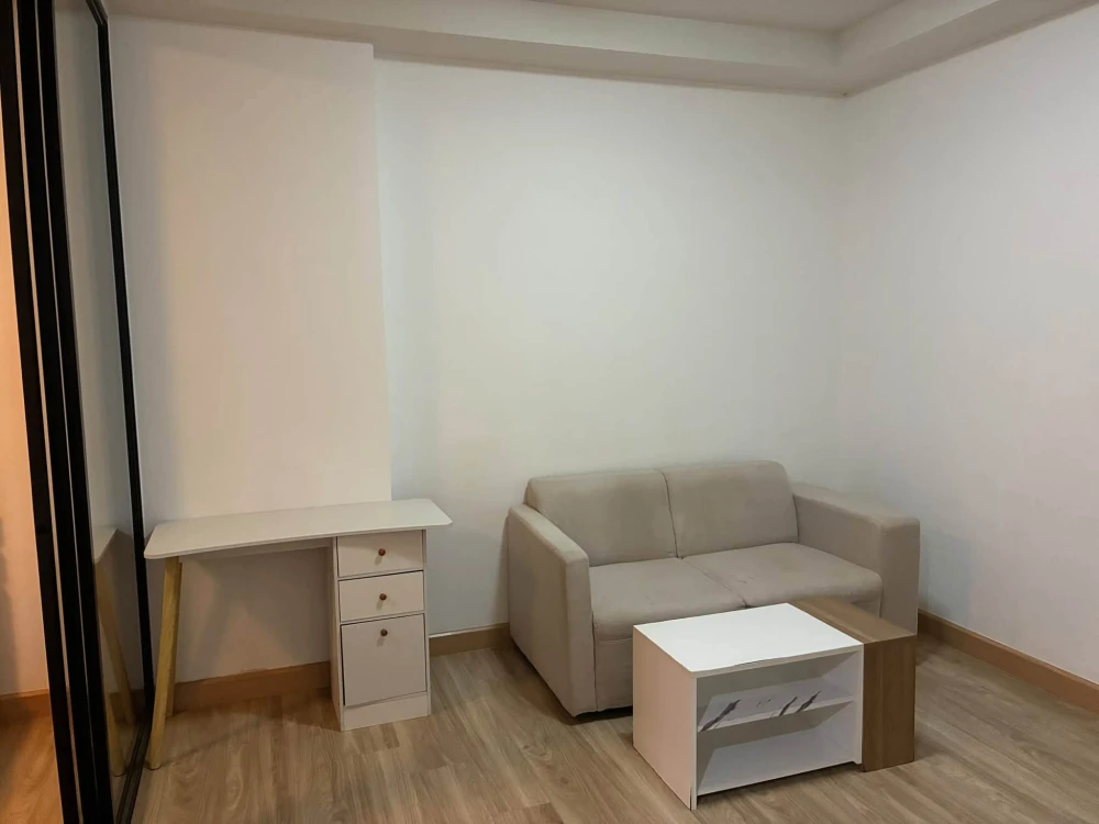 ให้เช่า J Condo Sathorn-Kallaprapruk 1 ห้องนอน 1 ห้องน้ำ เฟอร์นิเจอร์ครบครัน หิ้วกระเป๋าเข้าอยู่ได้เลยจ้า