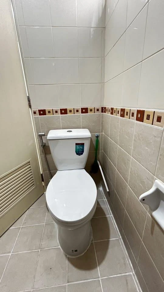 ให้เช่า J W.place ห้องอยู่ชั้นสองเป็นห้องมุม เงียบสงบเป็นส่วนตัว ราคานี้ต้องรีบแล้ว