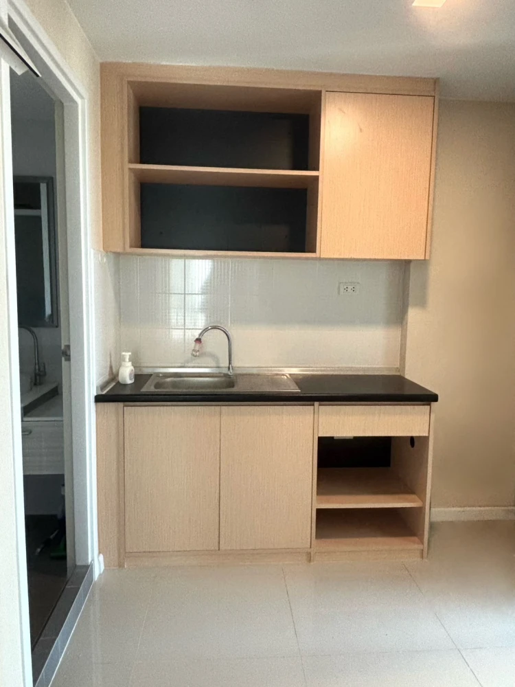 ให้เช่า Jw condo แอด ดอนเมือง ห้องอยู่ชั้น 6 สูงกำลังดี ตกแต่งครบครัน มาแต่ตัวเข้าอยู่ได้เลย