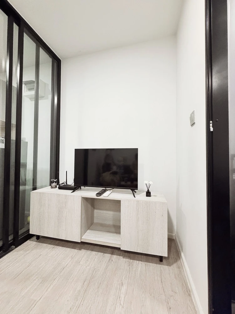 ให้เช่า Kave Ava ชั้น 8 วิวสระ ห้องแต่งครบ น่าอยู่ สนใจองเลย ห้ามพลาด