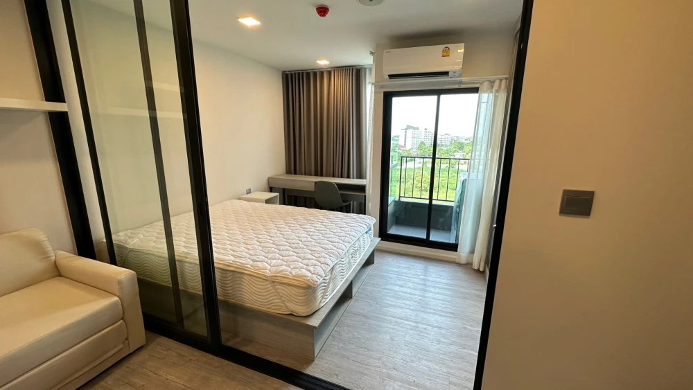 ให้เช่า Kave Ava ห้องชั้น 8 มาพร้อมเฟอร์นิเจอร์และเครื่องใช้ไฟฟ้าครบครัน หิ้วกระเป๋าเข้าอยู่ได้เลยจ้า