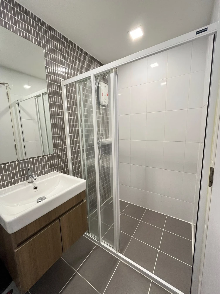 ให้เช่า Kave Condo ชั้น 8 ห้องกั้นเป็นสัดส่วน แต่งครบ พร้อมอยู่ สนใจจองเลย ห้ามพลาด