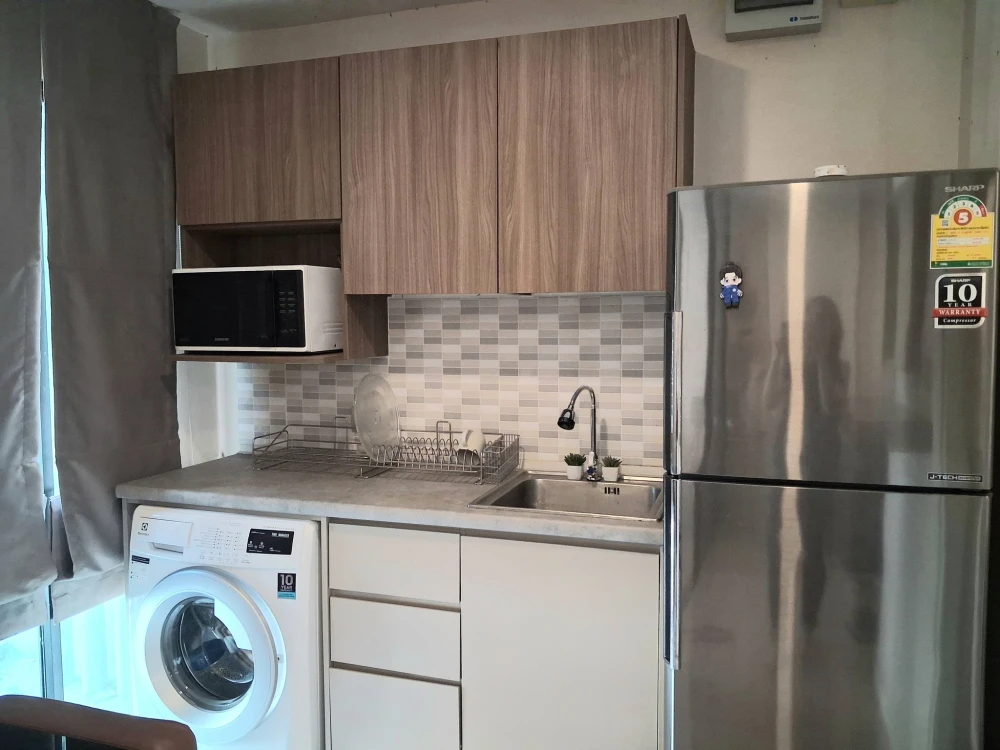 ให้เช่า KAVE Condo ห้องพร้อมอยู่ เฟอร์ เครื่องใช้ไฟฟ้าครบ มาแต่ตังเข้าอยู่ได้เลย อย่าพลาดโอกาส