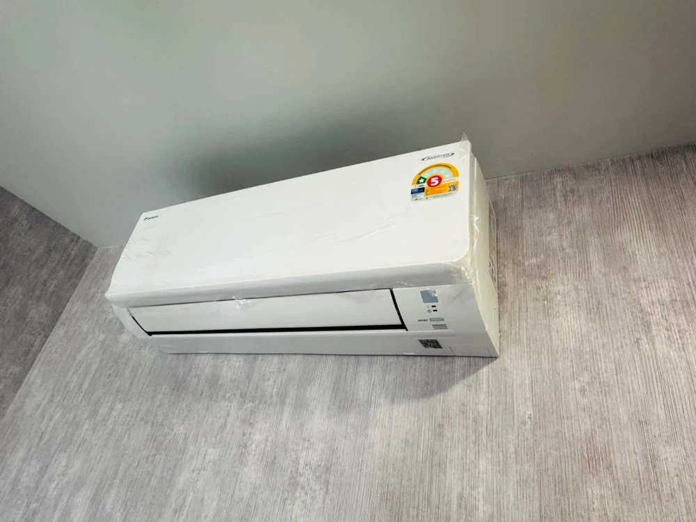 ให้เช่า Kave Embryo รังสิต วิวระเบียงรับลม โล่ง โปร่ง ไม่ติดใคร พร้อม ตู้เสื้อผ้าบิวท์อินขนาดใหญ่ รีบจองเลย
