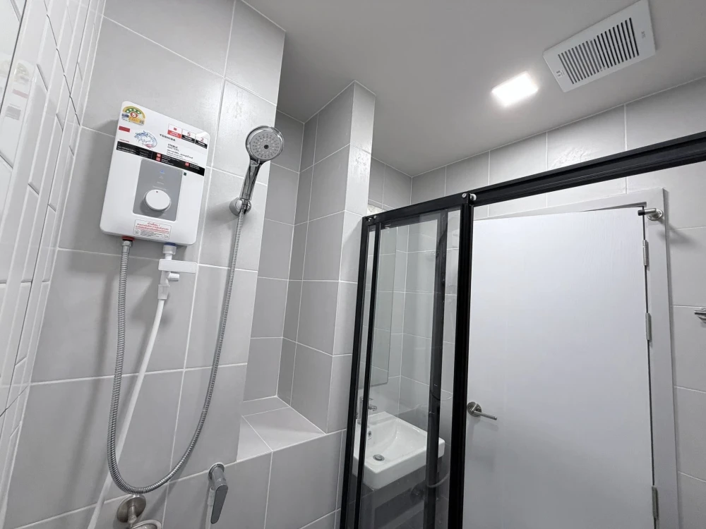 ให้เช่า Kave pop  ห้องน่าอยู่ เฟอร์พร้อม + เครื่องช้ไฟฟ้าครบ จองเลย