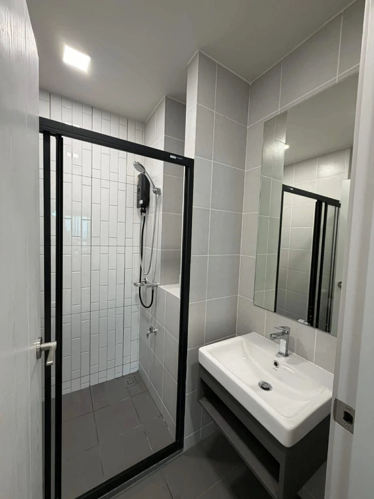 ให้เช่า Kave Pop Salaya ห้องอยู่ชั้น 6 สูงกำลังดี เฟอร์นิเจอร์ภายในห้องครบเซต จองก่อนได้ก่อน