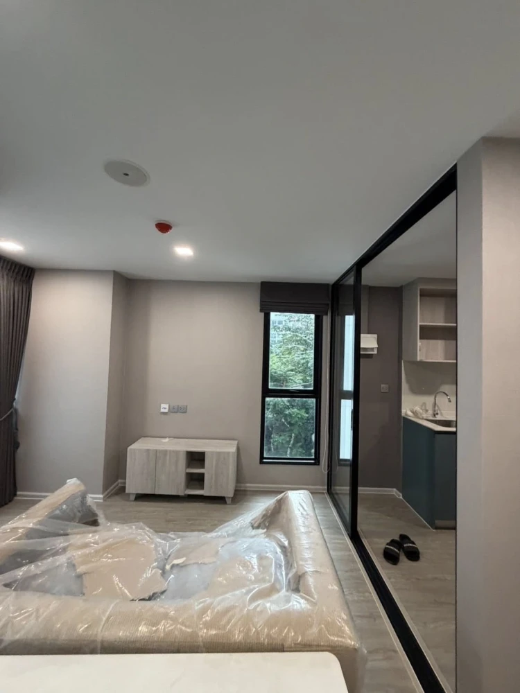 ให้เช่า KAVE SEED KASET ห้องมุมได้วิวและรับแสงธรรมชาติเต็มๆ 2 ด้าน ผ้าม่านสองชั้น ติดวอลล์เปเปอร์ทั้งห้อง จองเลย