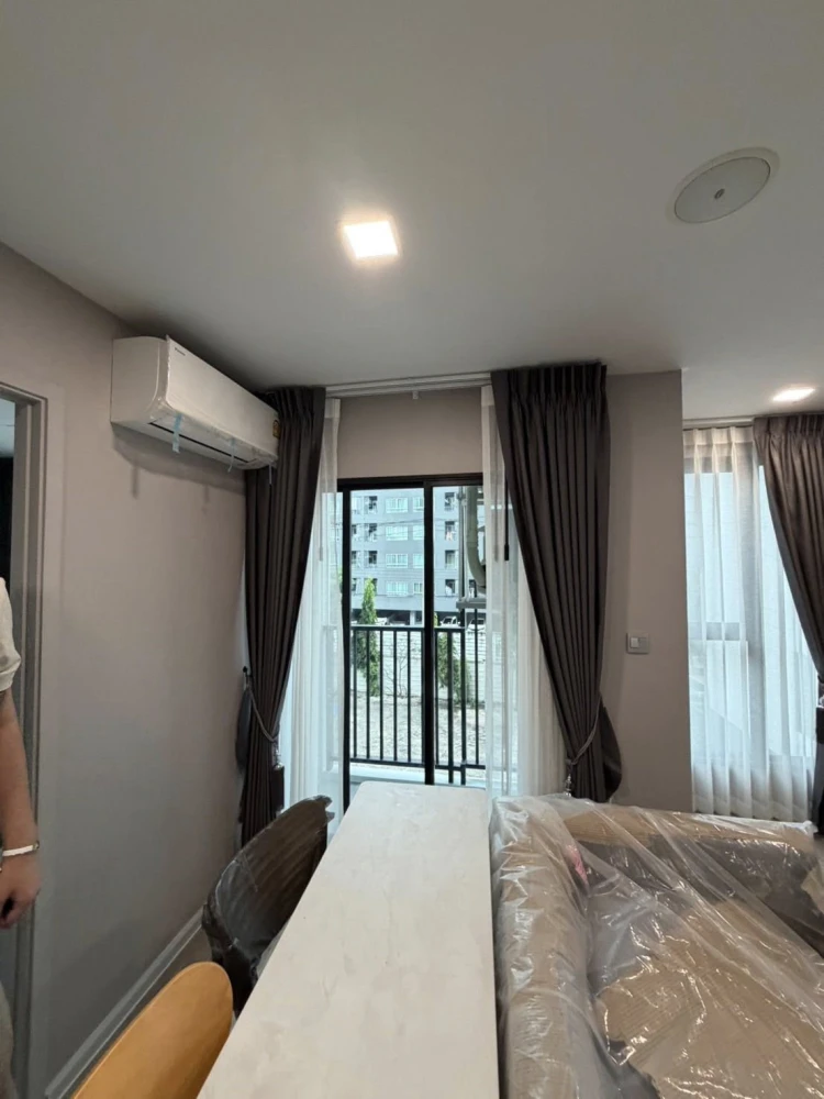 ให้เช่า KAVE SEED KASET ห้องมุมได้วิวและรับแสงธรรมชาติเต็มๆ 2 ด้าน ผ้าม่านสองชั้น ติดวอลล์เปเปอร์ทั้งห้อง จองเลย