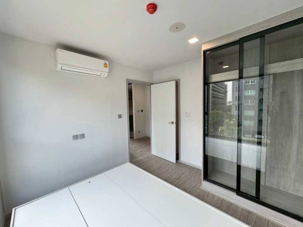 ให้เช่า KAVE SEED KASET ห้องมุมได้วิวและรับแสงธรรมชาติเต็มๆ 2 ด้าน ผ้าม่านสองชั้น ติดวอลล์เปเปอร์ทั้งห้อง จองเลย