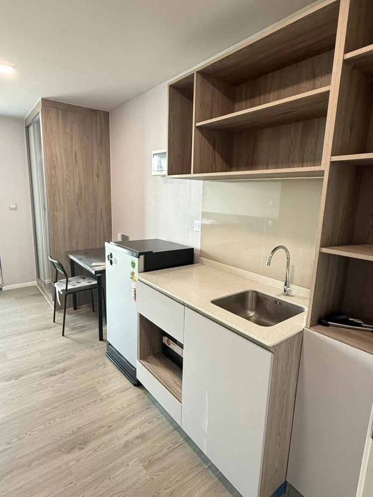 ให้เช่า Kave Town Colony ห้องน่าอยู่ ชั้น 8 มาพร้อมสิ่งอำนวยความสะดวกครบครัน หิ้วกระเป๋าเข้าอยู่ได้เลยจ้า