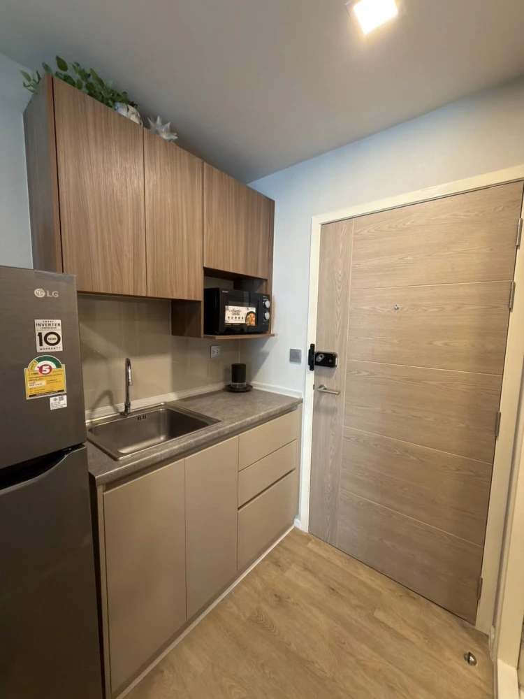 ให้เช่า Kave Town Shift ห้องชั้น 7 ตกแต่งคุมโทน เฟอร์นิเจอร์ครบครัน หิ้วกระเป๋าเข้าอยู่ได้เลยจ้า