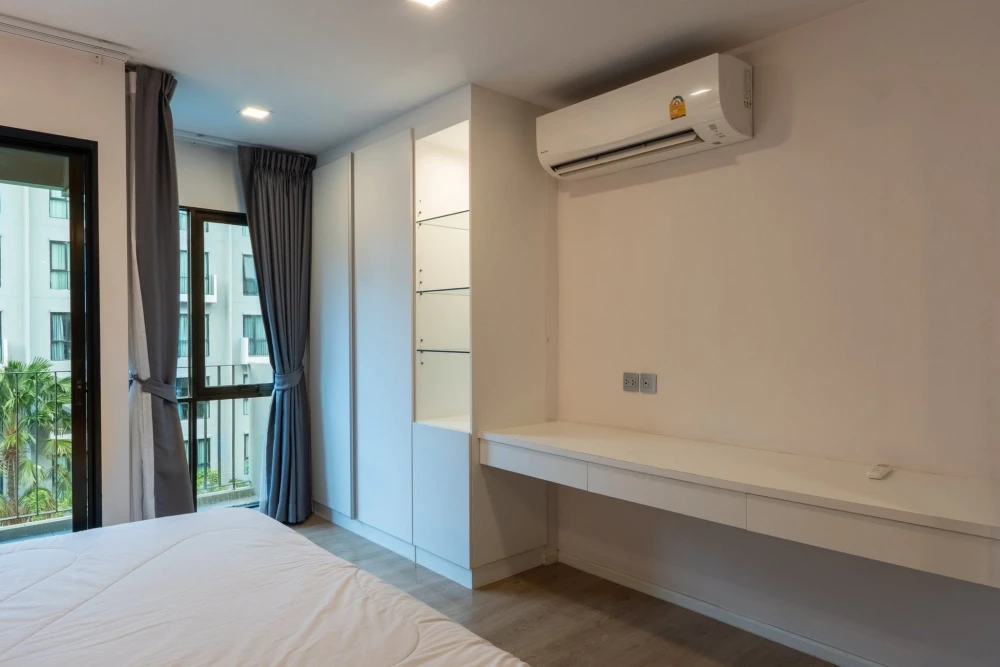 ให้เช่า Kave Town Shift ห้องน่าอยู่ มาพร้อมเฟอร์นิเจอร์ครบครัน ทำเลดี วิวสระว่ายน้ำ จองเลย