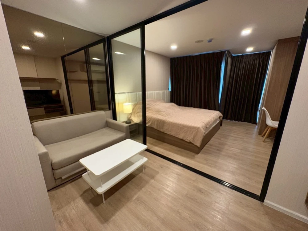 ให้เช่า Kave Town Shift 1 ห้องนอน 1 ห้องน้ำ ตกแต่งคุมโทน มาพร้อมเฟอร์นิเจอร์ครบครัน มองเห็นวิวสระ จองด่วน