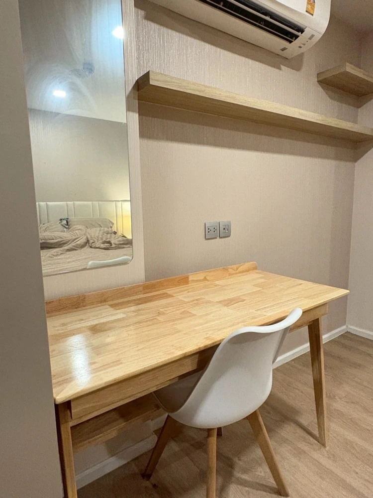 ให้เช่า Kave Town Shift 1 ห้องนอน 1 ห้องน้ำ ตกแต่งคุมโทน มาพร้อมเฟอร์นิเจอร์ครบครัน มองเห็นวิวสระ จองด่วน