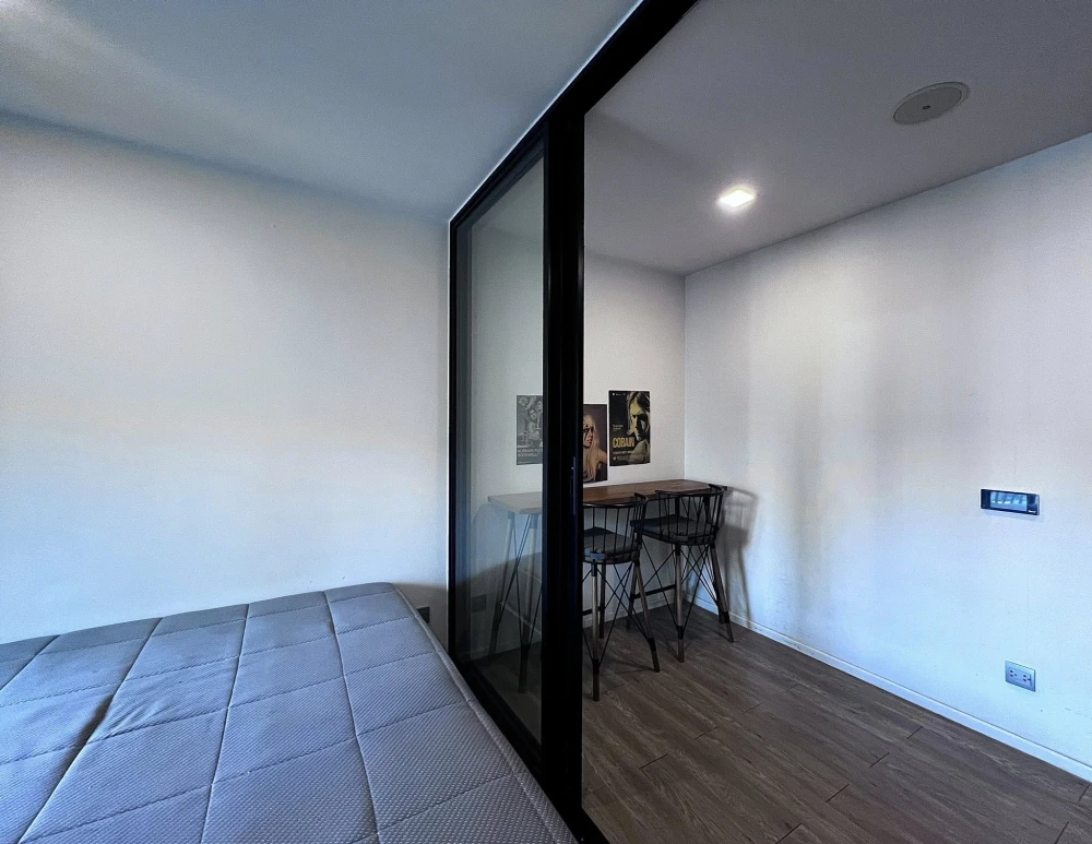 ให้เช่า Kave Town Space ห้องสตูดิโอ เฟอร์และสิ่งอำนวยความสะดวกครบครัน หิ้วกระเป๋าเข้าอยู่ได้เลย